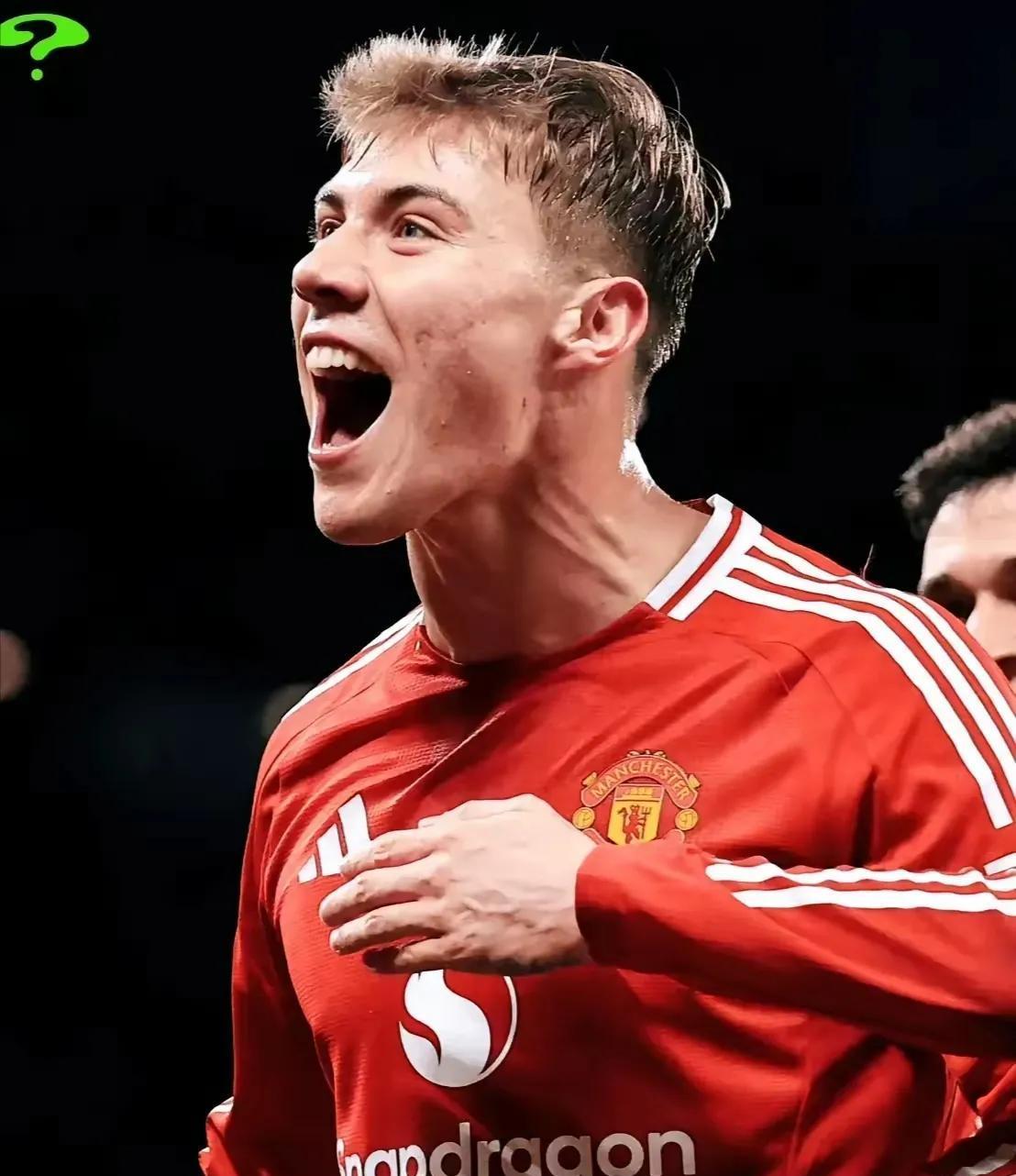 曼联主场大胜诺维奇,球员表现出色 曼联主场大胜诺维奇,球员表现出色