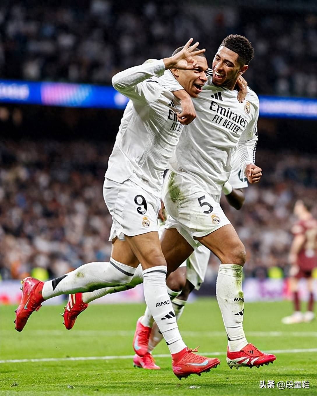 关于皇马王者归来,欧冠赛场风姿绰约的信息 关于皇马王者归来,欧冠赛场风姿绰约的信息