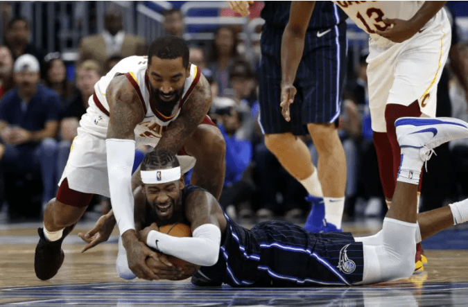 东部豪强再战，上海队惊险击败对手